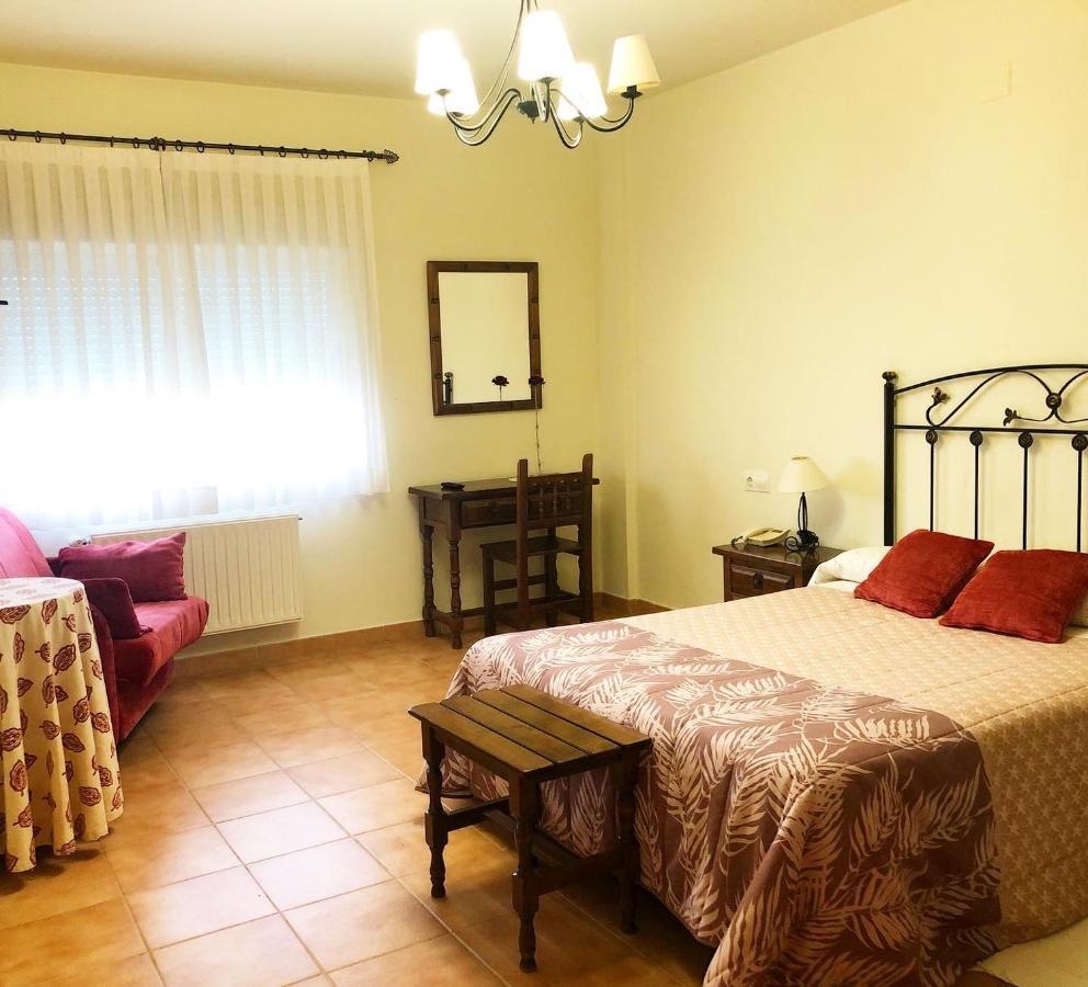 Hotel As Maceiras Тривес Экстерьер фото